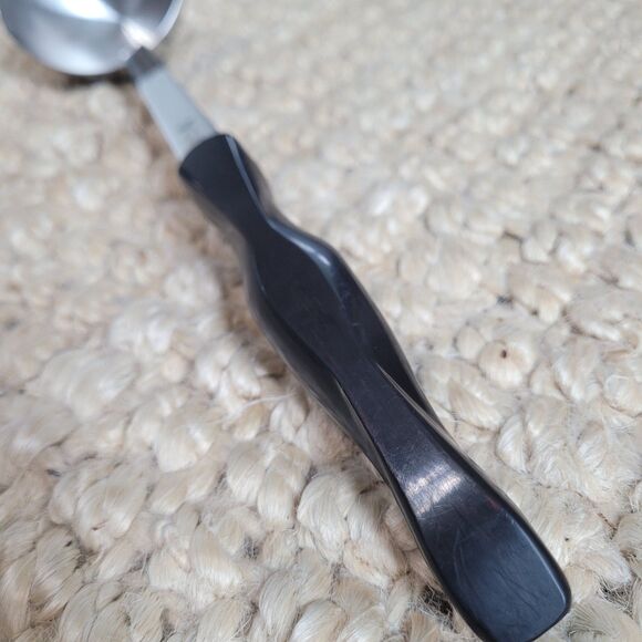 CUTCO 17 KD Stainless Serving Ladle Utensil Brown Handle USA 12” Long - Picture 3 of 10